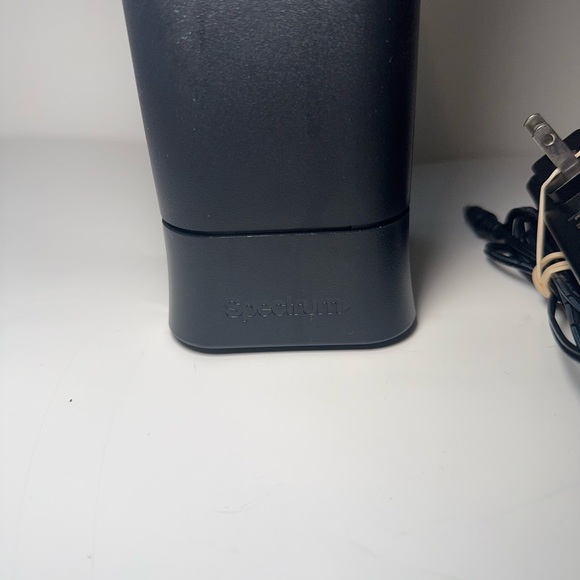 Spectrum SAC2V1A WiFi Router Wireless Internet Router With Power Adapter - Picture 2 of 7